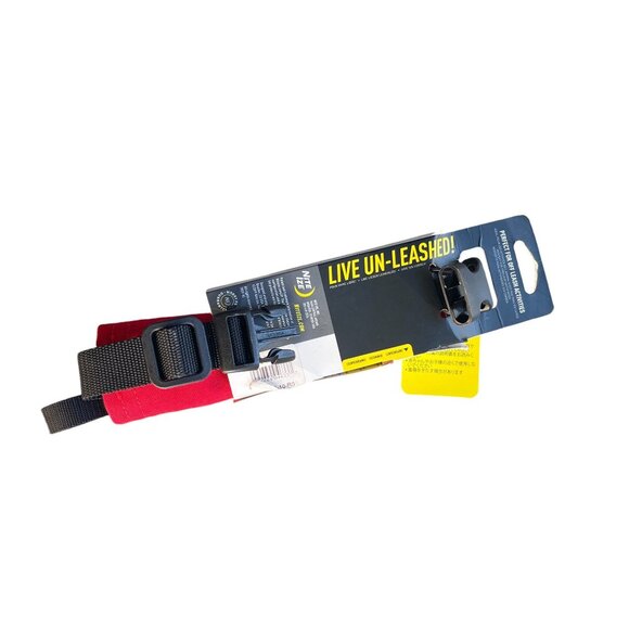 Nite Ize RadDog All-In-One Collar & Leash | Built-In Retracting Leash 36" - Picture 4 of 6